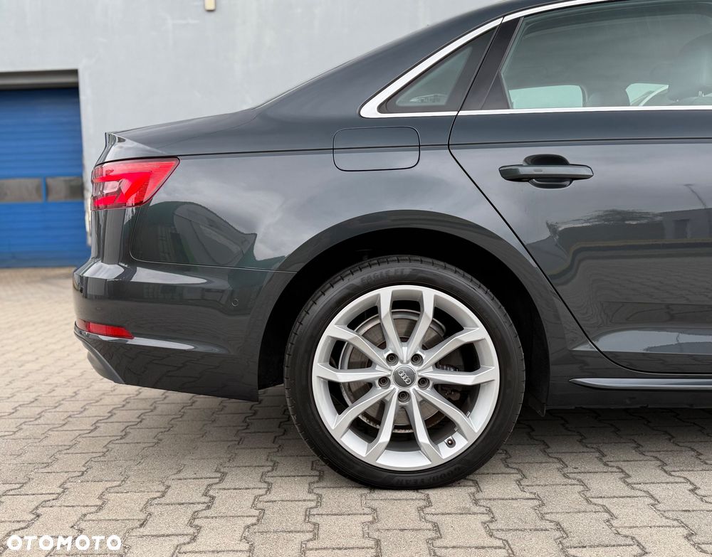Audi A4 Limousine 2.0 TDI Sport S tronic - 19