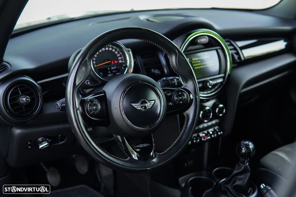 MINI 3 Portas Cooper D - 26