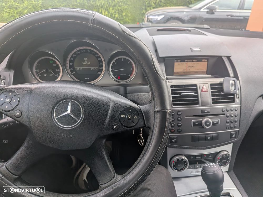 Mercedes-Benz C 220 Station CDI DPF BlueEFFICIENCY Avantgarde - 10
