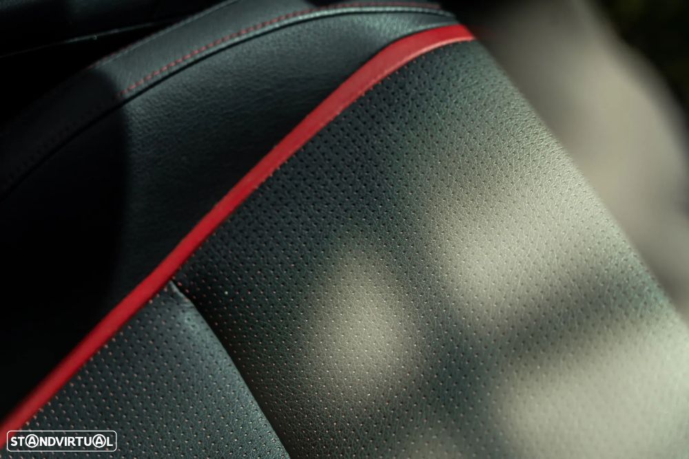 Mercedes-Benz GLA 45 AMG 4-Matic - 29