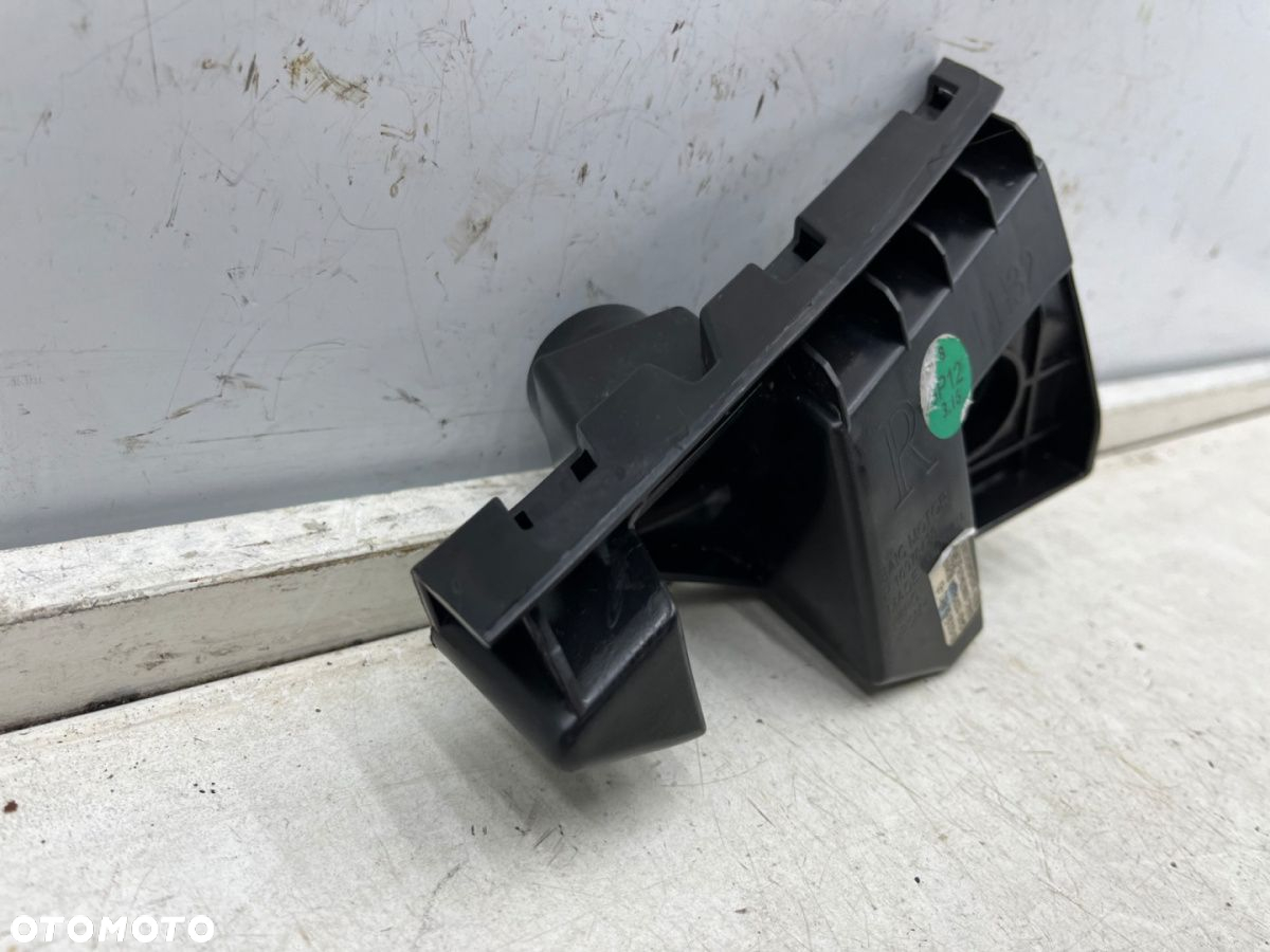 Ślizg MG 4 MG4 Mulan Electric 22r.- prawe tylne mocowanie zderzaka wspornik NOWE prawy tył p10978428 - 2