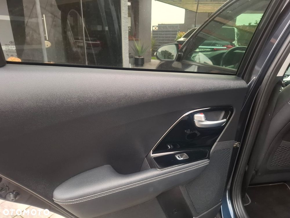 Kia Niro - 36