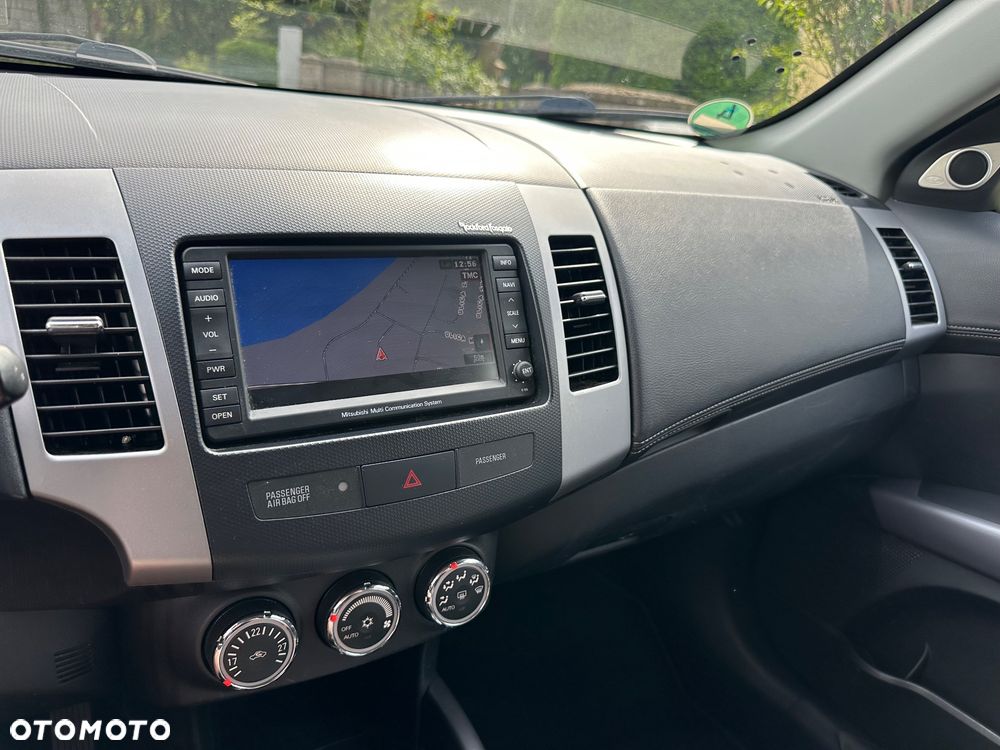 Mitsubishi Outlander 2.4 Invite CVT - 11