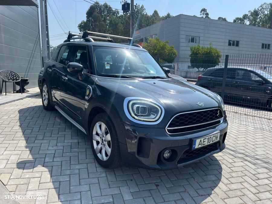 MINI Countryman Cooper SE Premium Essential Auto - 4