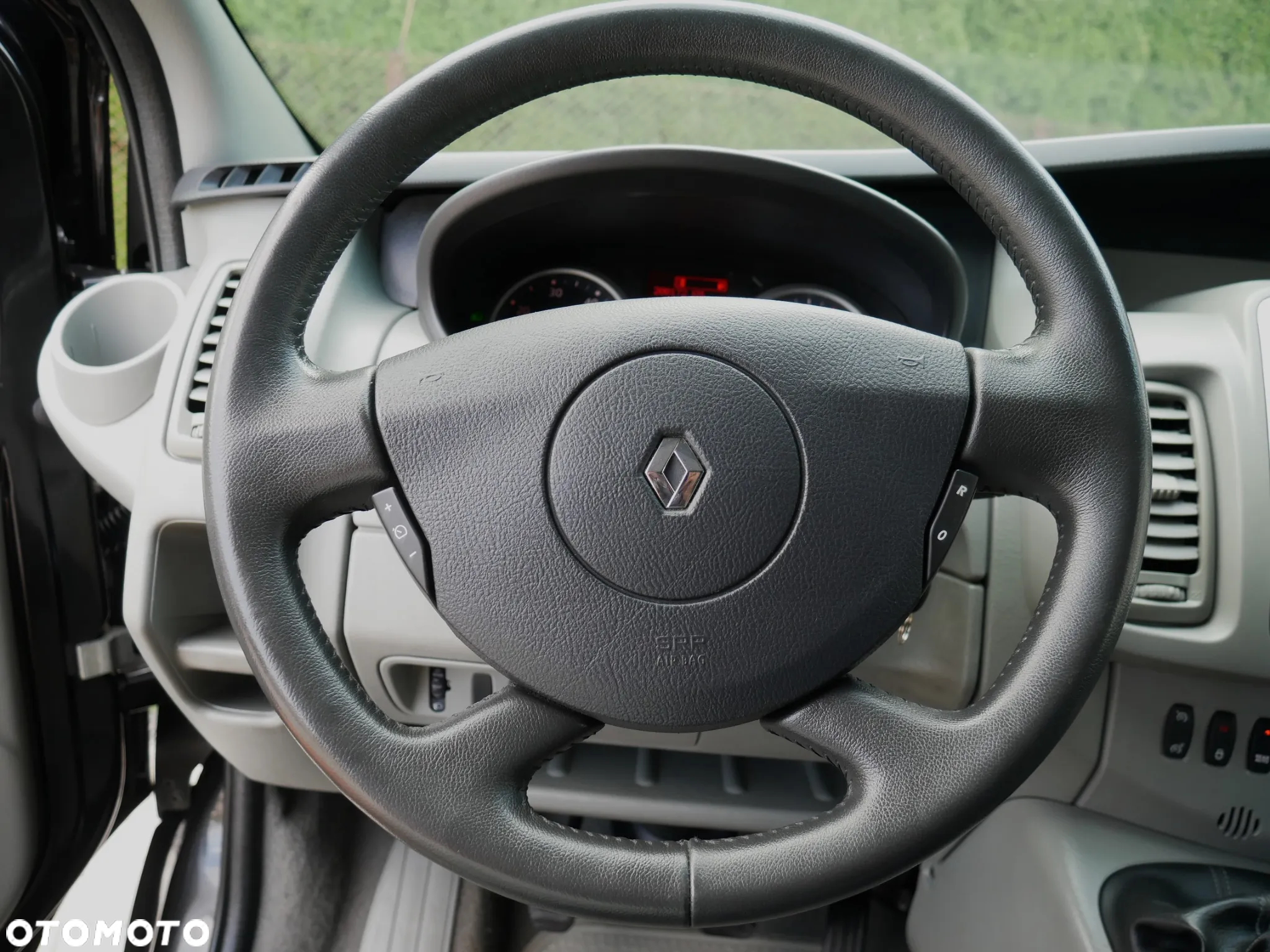 Renault Trafic 2.0 dCi 115 Passenger Expression - 29