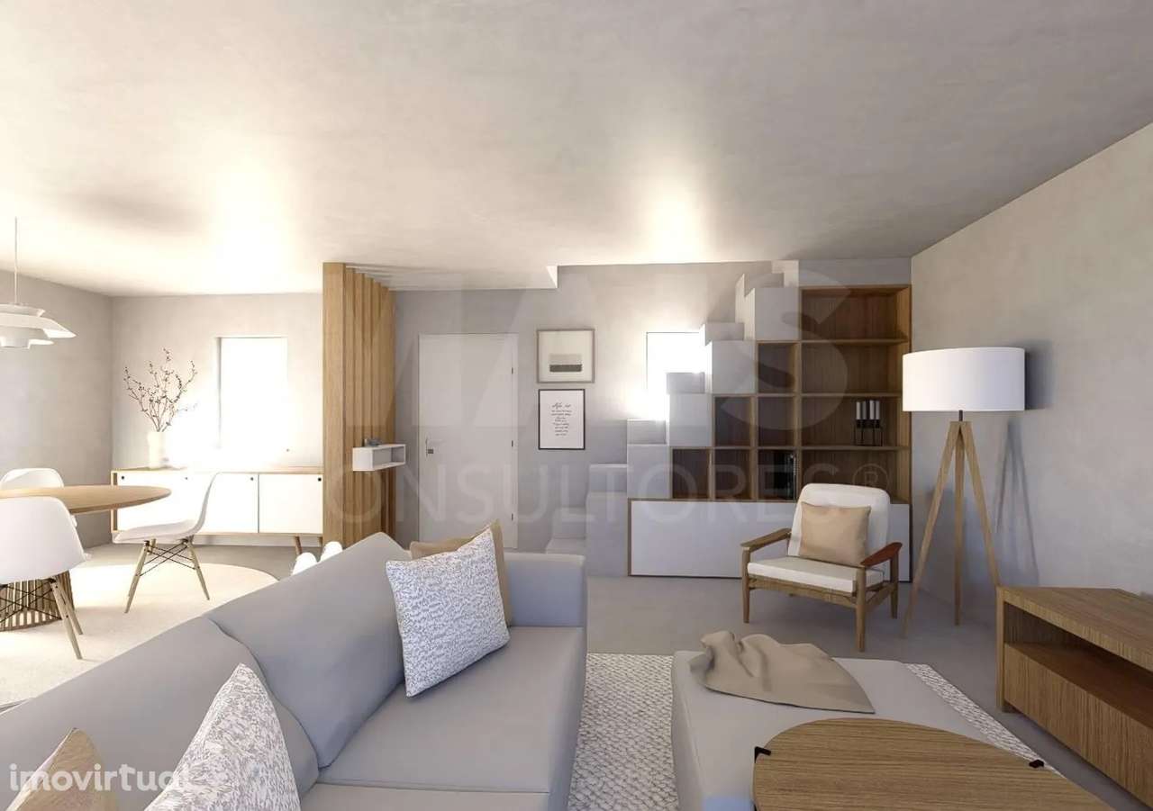 Moradia para reconstrução com potencial construtivo - Vidais - Grande imagem: 4/12