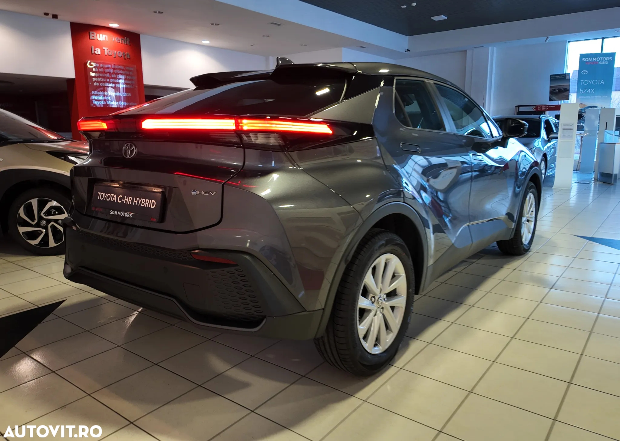 Toyota C-HR 1.8 HEV 140 CP 4x2 CVT Active - 6