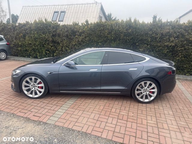 Tesla Model S Performance - 8
