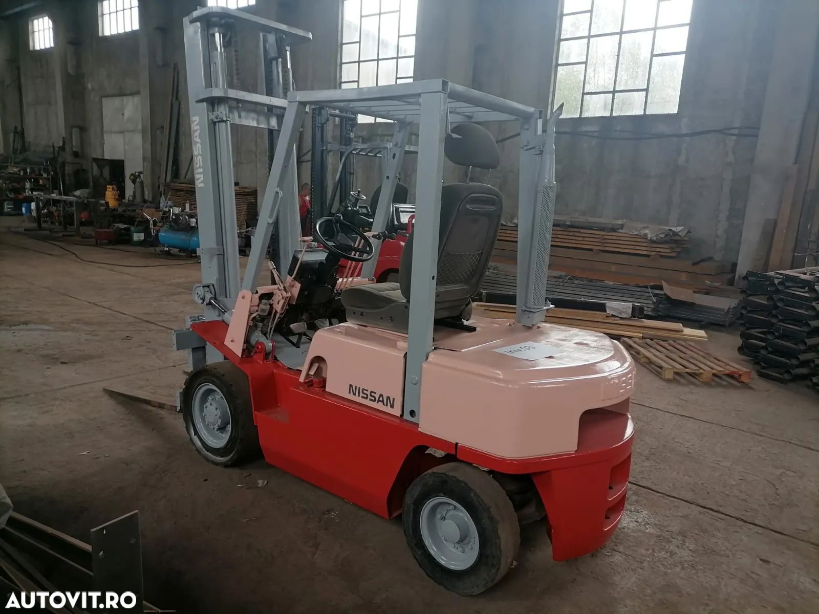 Nissan FJ02A25U - 1