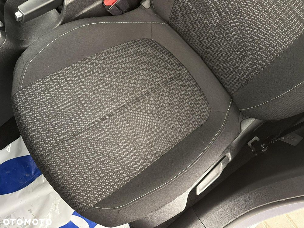 Peugeot 308 - 18