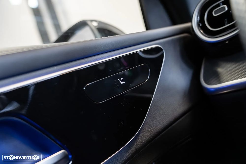 Mercedes-Benz GLC 300 e 4Matic - 28