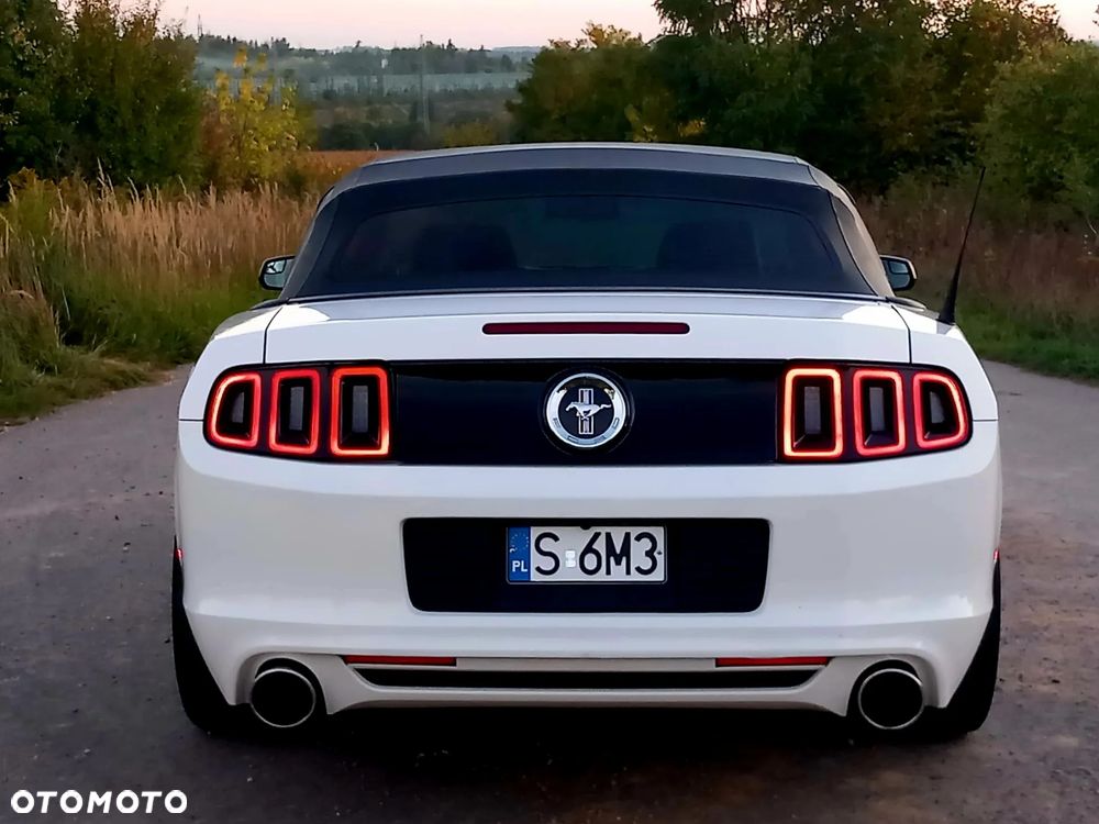Ford Mustang 3.7 V6 Premium - 14