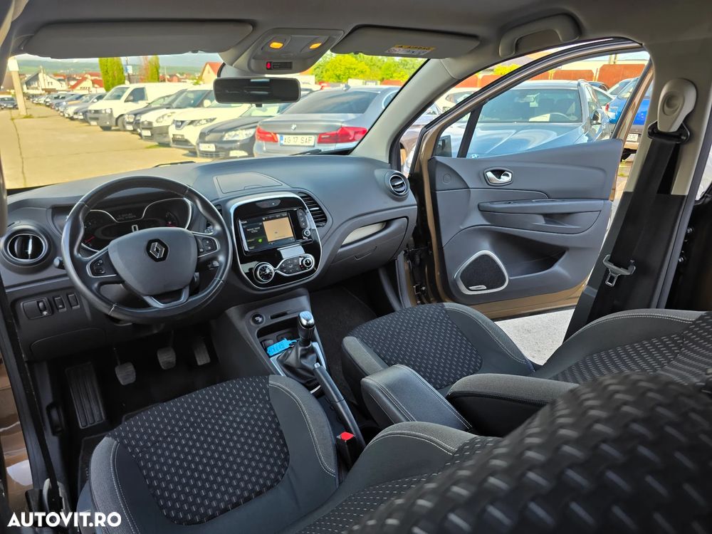 Renault Captur (ENERGY) TCe 90 BOSE EDITION - 22