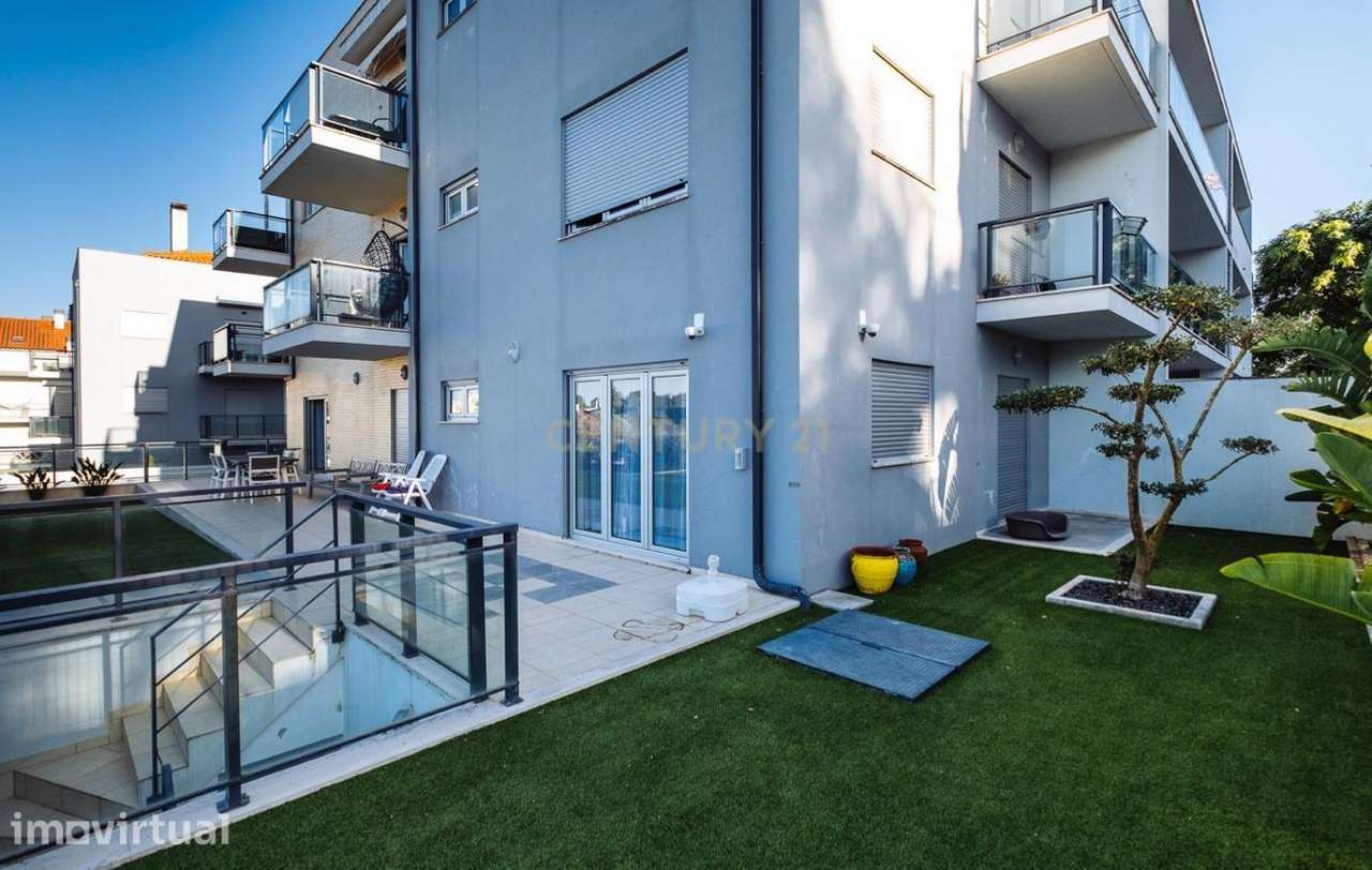 Apartamento T3 com Jardim Privativo e Vista sobre Leiria | Santa Clara - Grande imagem: 2/27