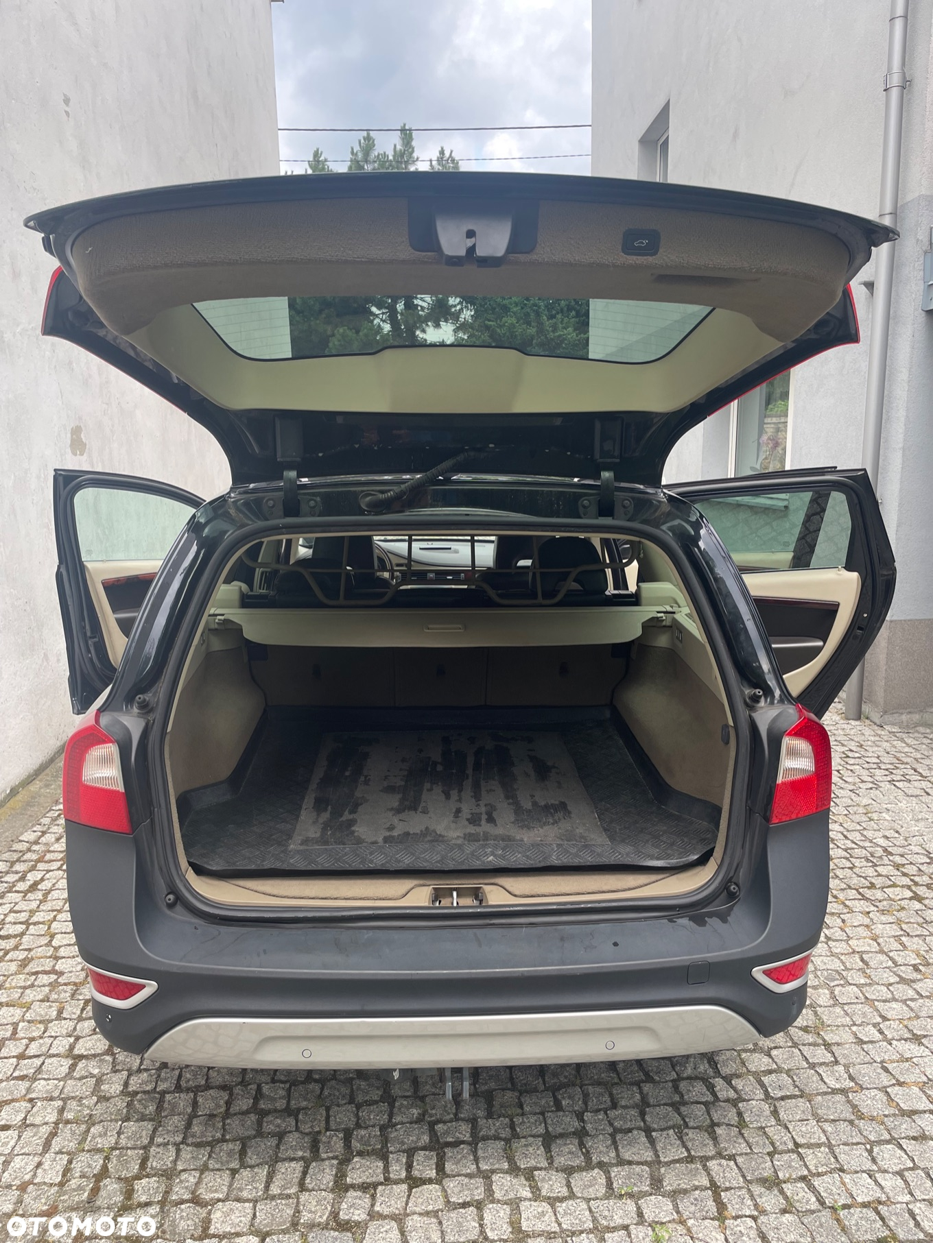 Volvo XC 70 - 5