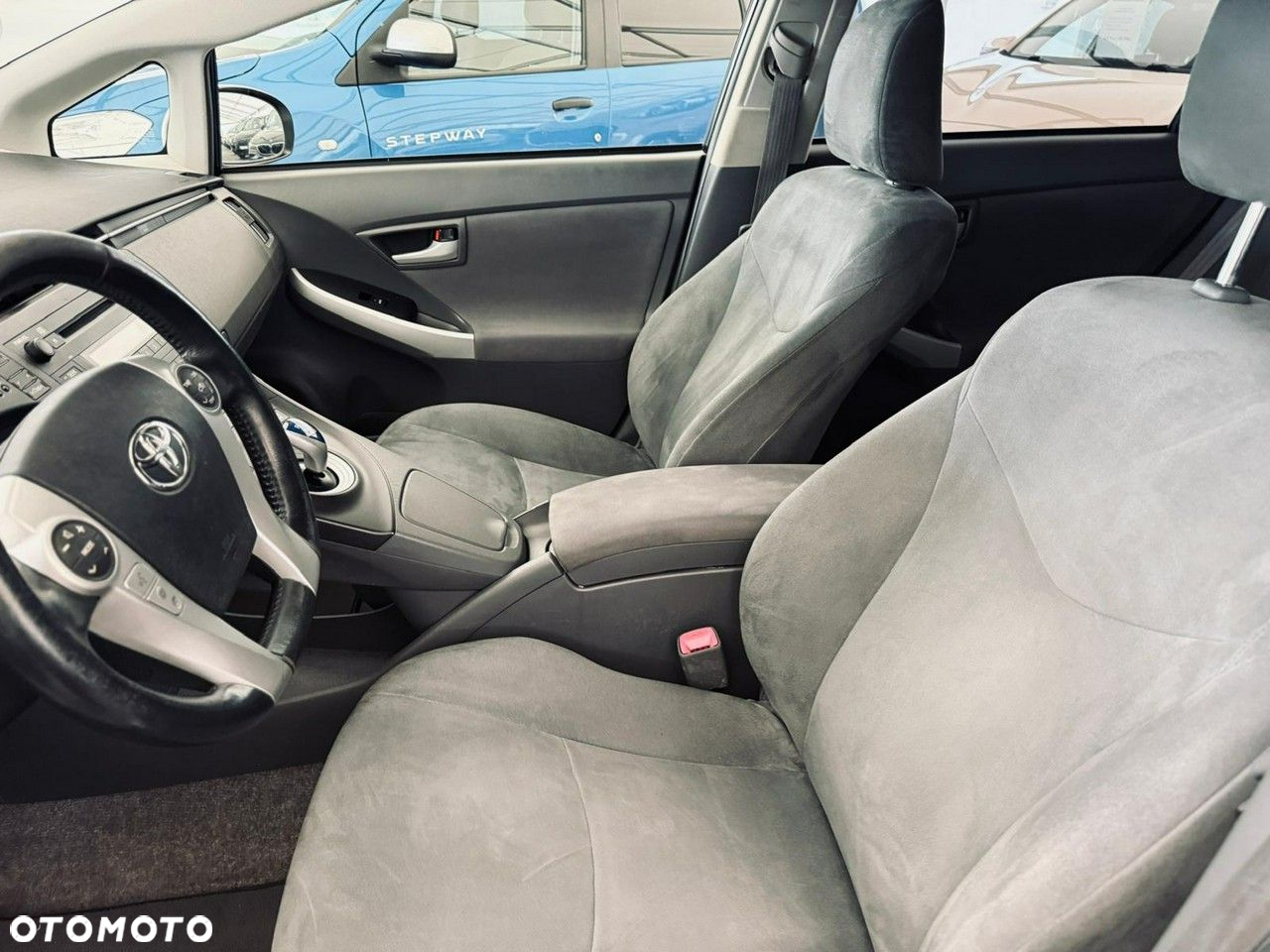 Toyota Prius - 33