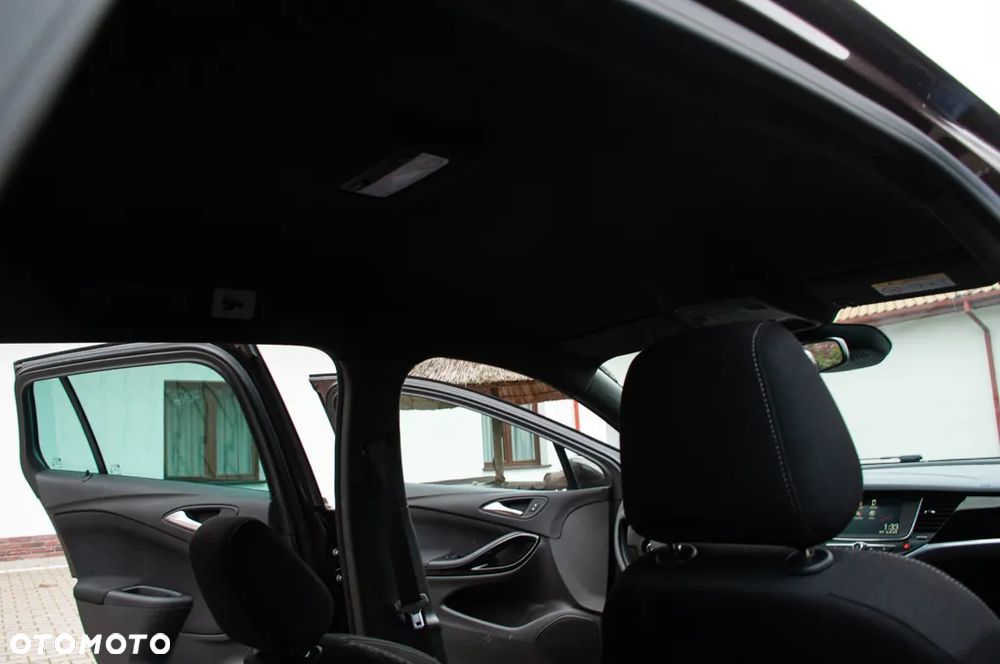 Opel Astra 1.4 Turbo Innovation - 26