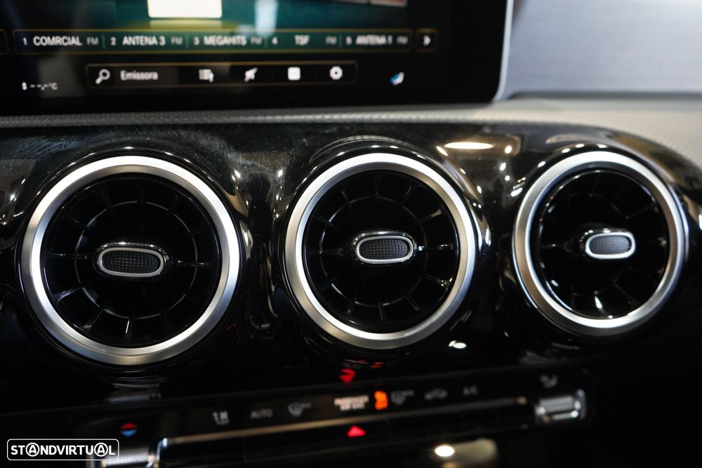 Mercedes-Benz CLA 180 - 7