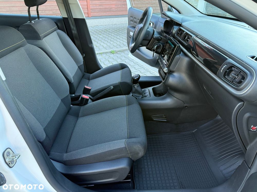Citroën C3 Pure Tech 82 FEEL - 18