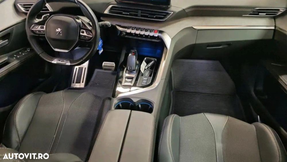 Peugeot 5008 2.0L BlueHDI EAT8 S&S GT - 3