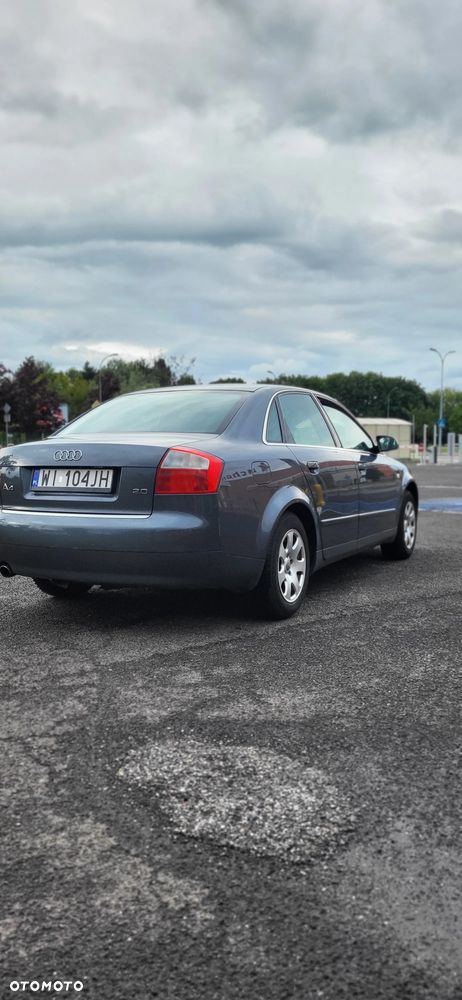 Audi A4 Avant - 4