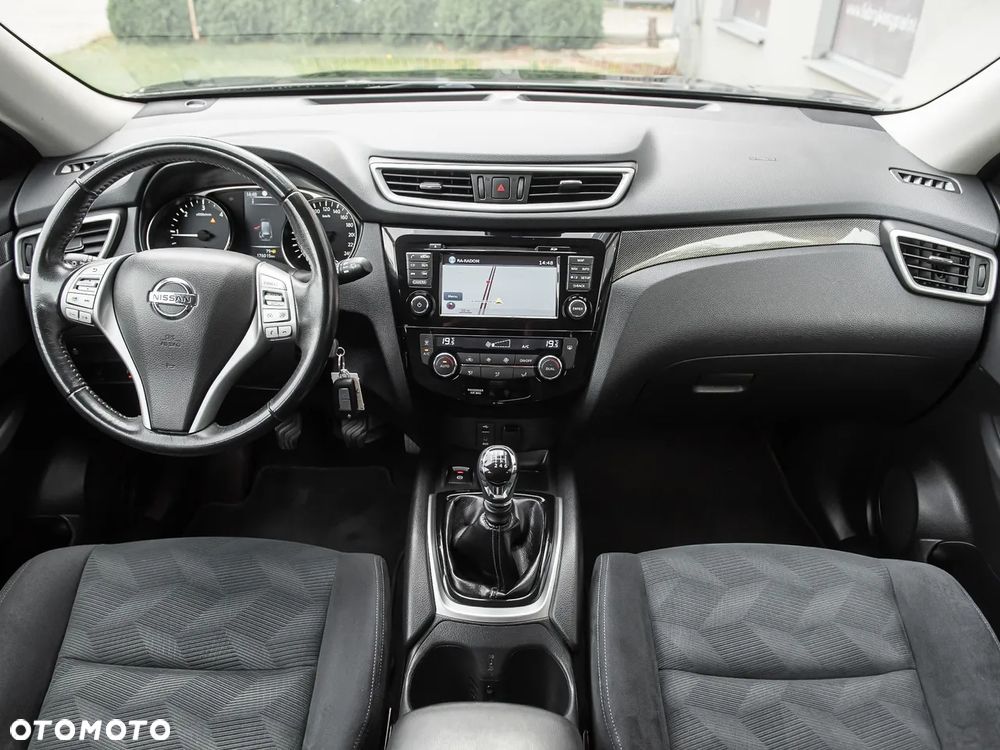 Nissan X-Trail - 25