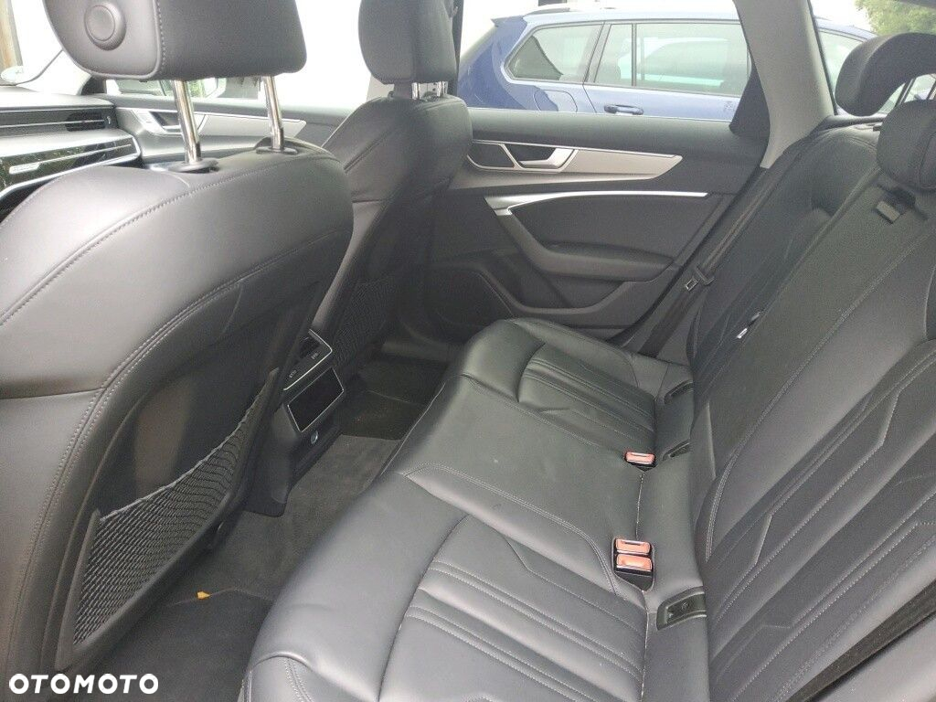 Audi A6 - 6