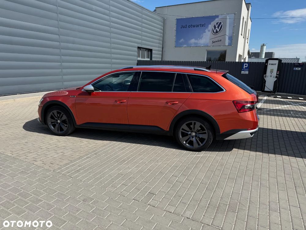 Skoda Superb 2.0 TDI SCR 4x4 Scout DSG - 7