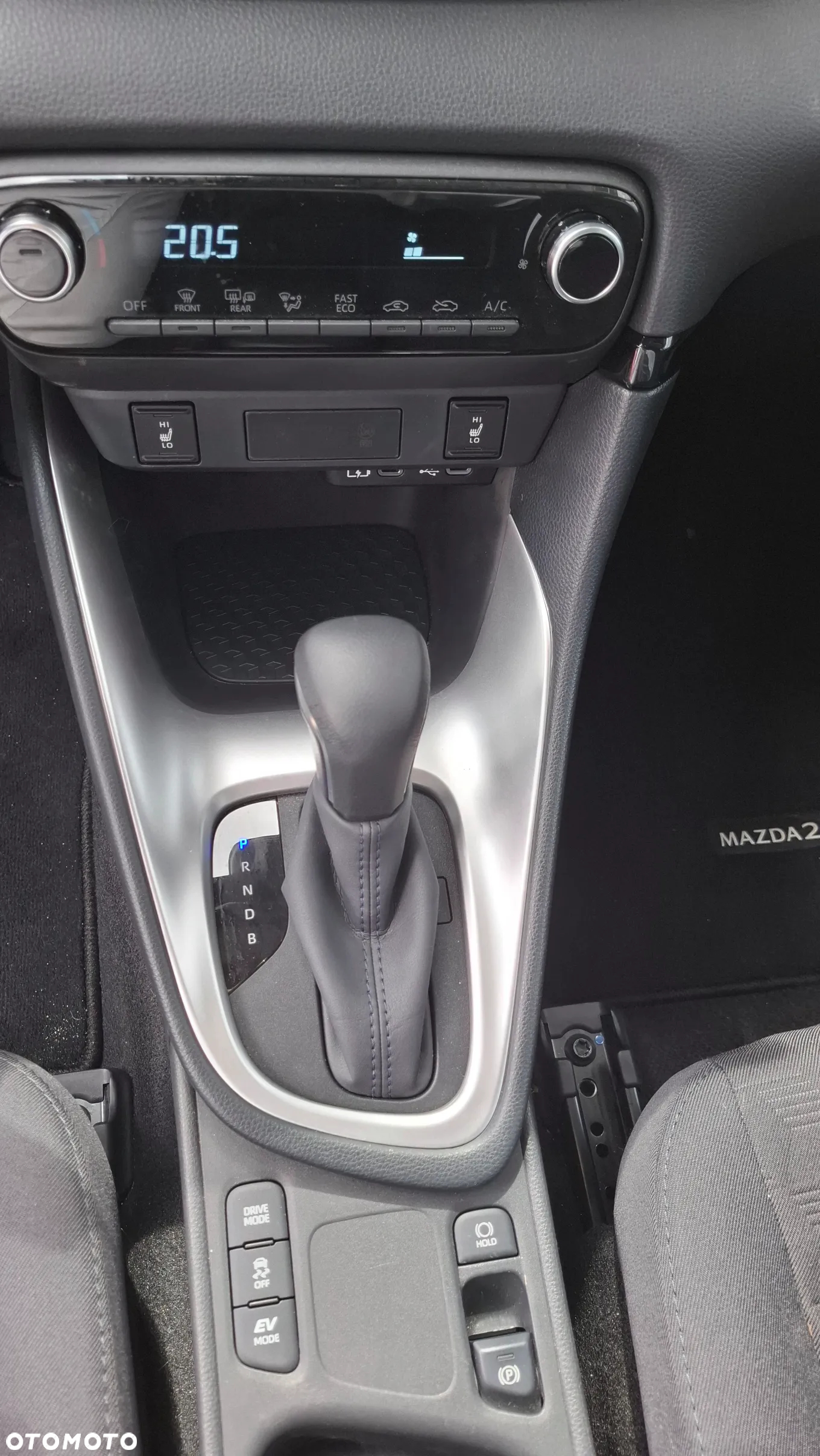 Mazda - 8
