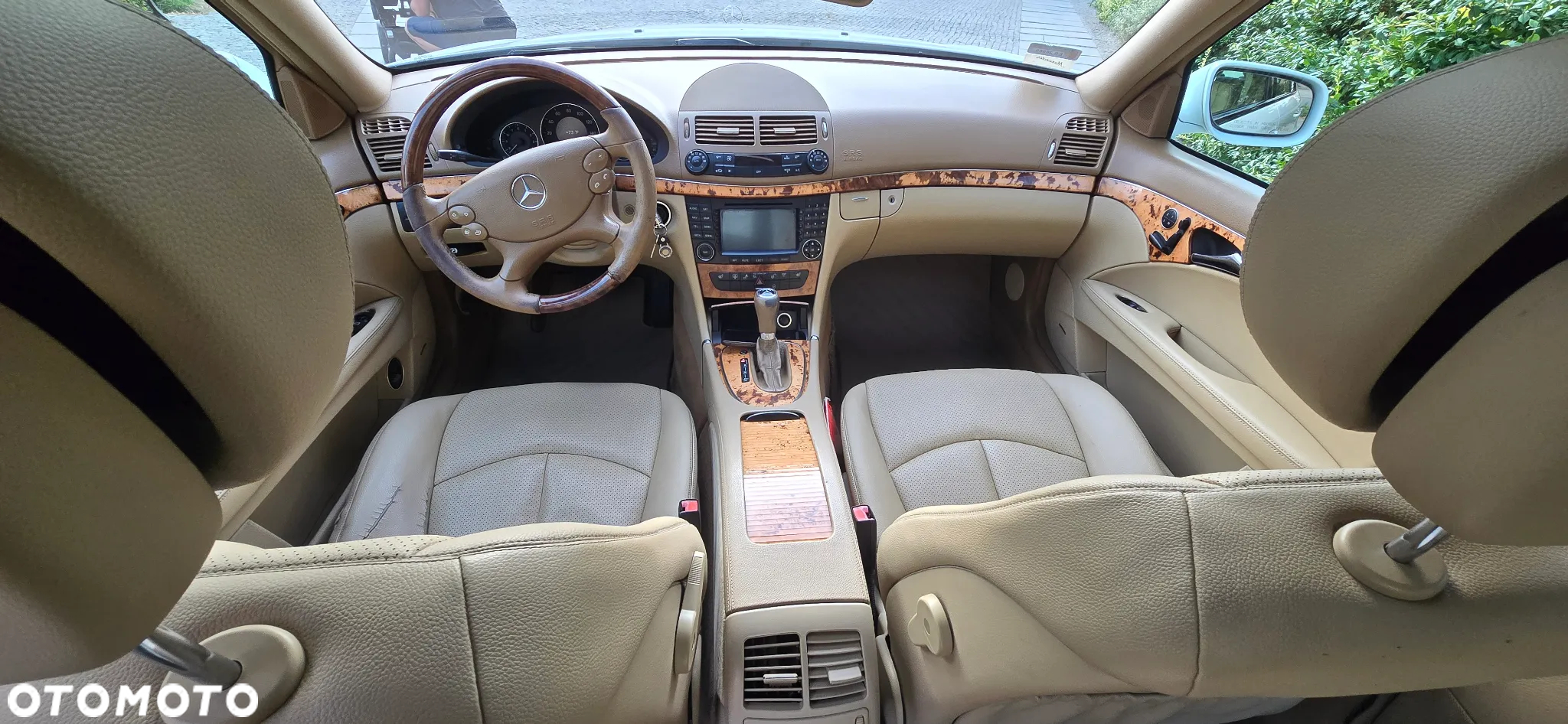 Mercedes-Benz Klasa E 350 4Matic 7G-TRONIC Avantgarde - 23