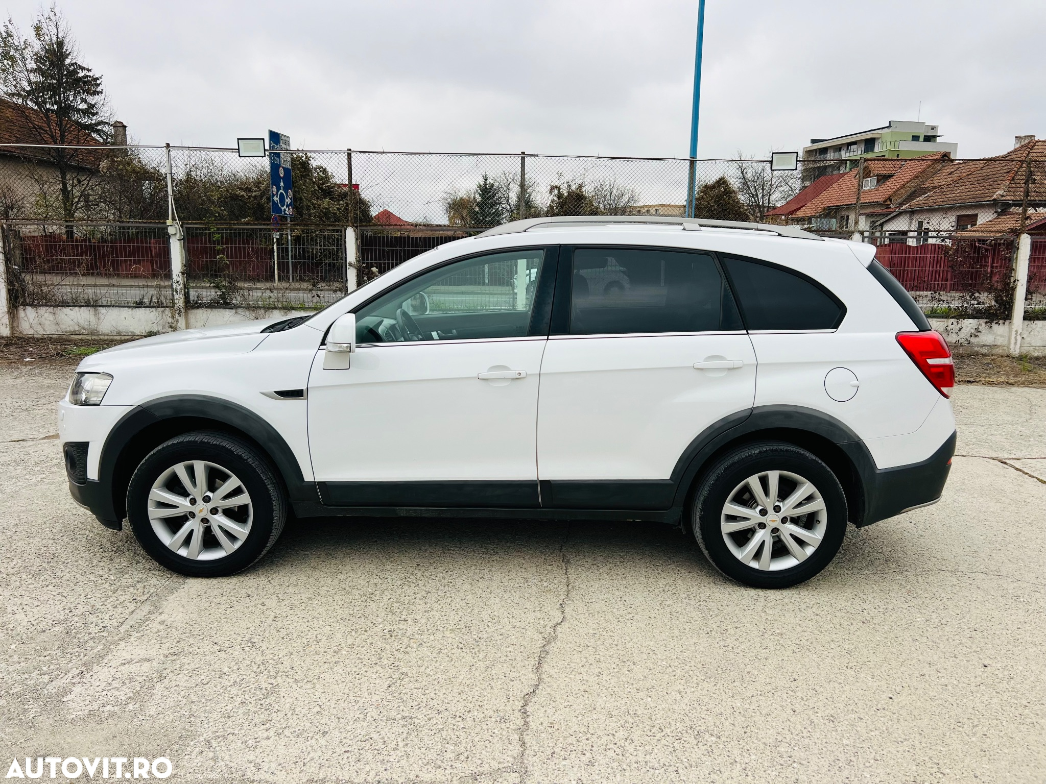 Chevrolet Captiva 2.2D AWD Aut. 7 locuri LTZ black leather - 26
