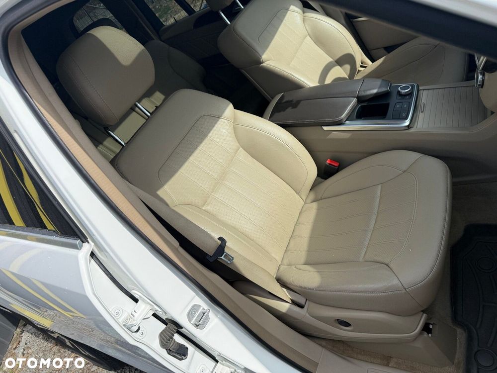 Mercedes-Benz GL - 13