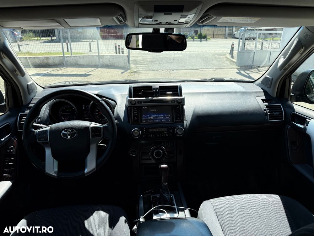Toyota Land Cruiser 2.8l Turbo D-4D AVS Aut. Luxury - 12