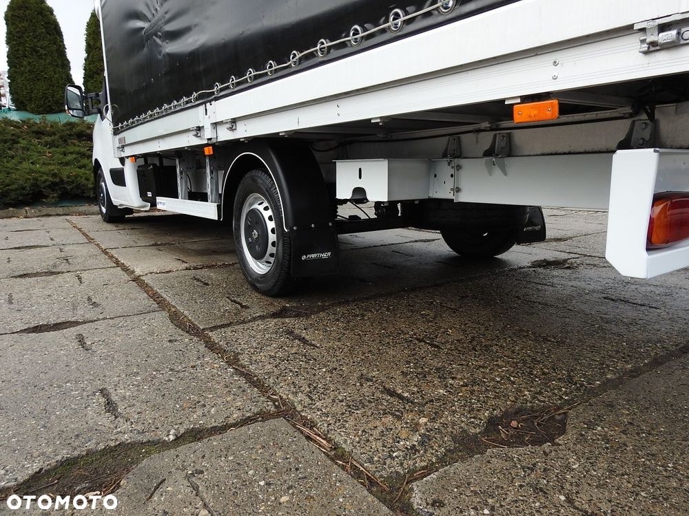 Renault MASTER PLANDEKA 10 PALET WEBASTO TEMPOMAT KLIMATYZACJA LEDY PNEUMATYKA  165KM - 17