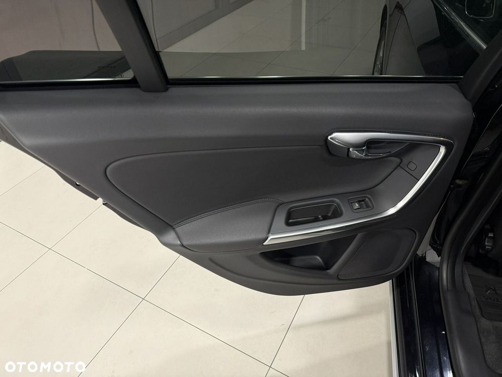 Volvo S60 - 13