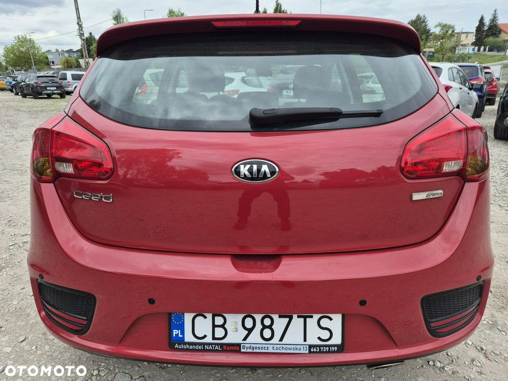 Kia Ceed - 24