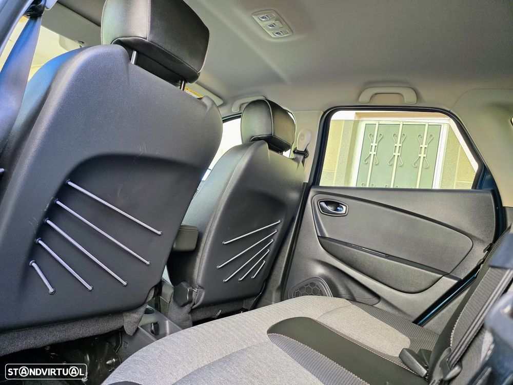 Renault Captur 1.2 TCe Exclusive XMOD - 49