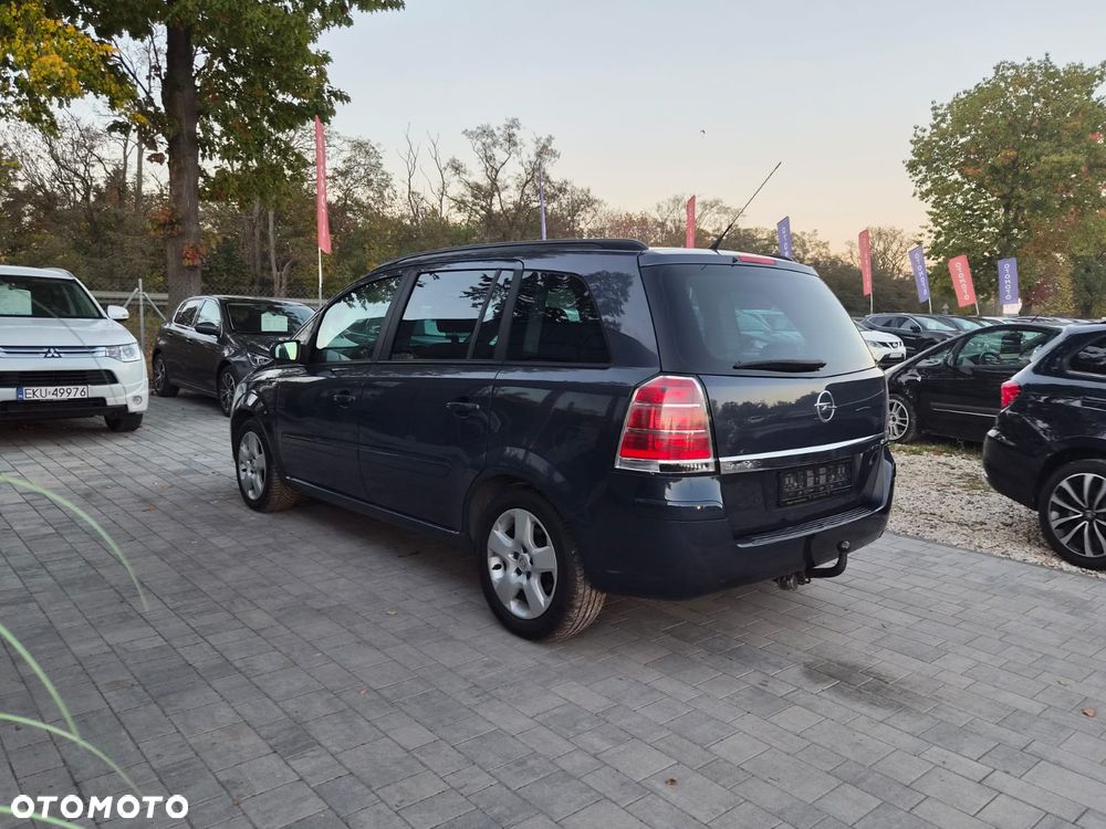 Opel Zafira 1.8 16V - 8