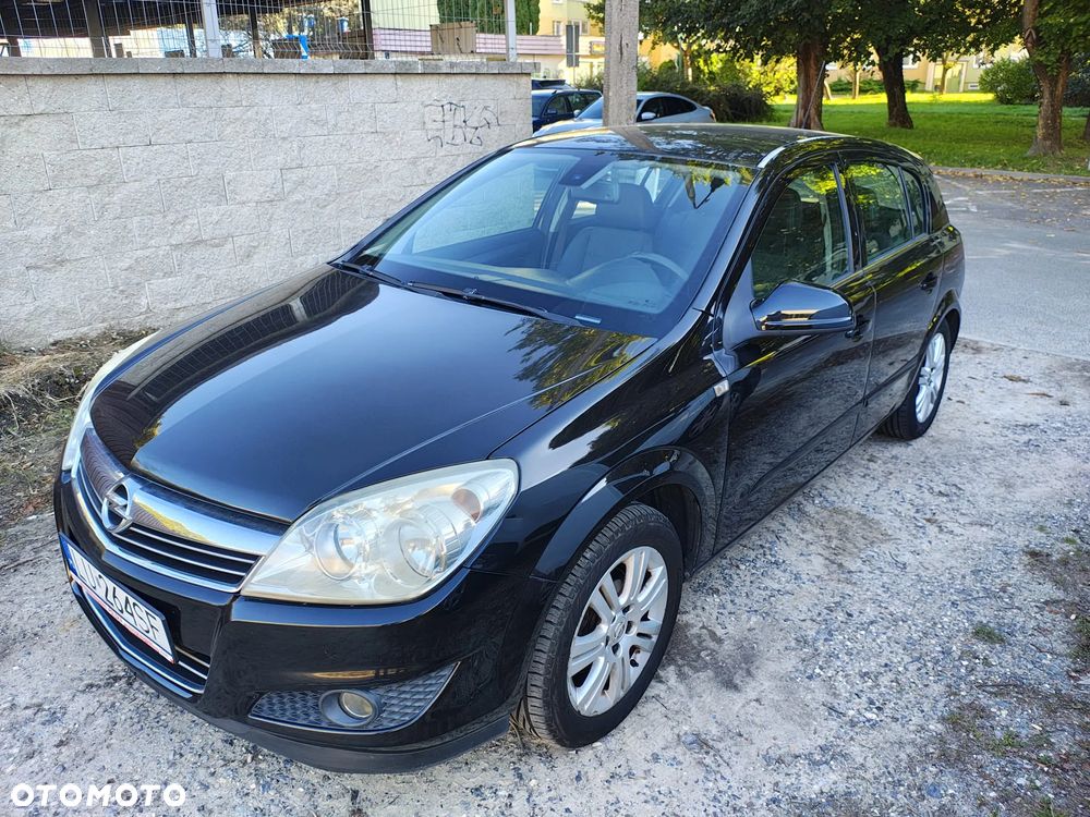 Opel Astra 1.6 Enjoy - 1