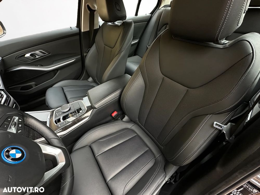 BMW Seria 3 320e Aut. Sport Line - 11