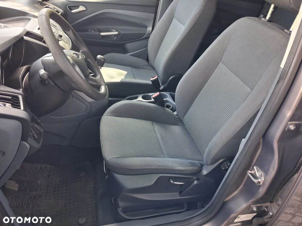 Ford C-MAX - 11