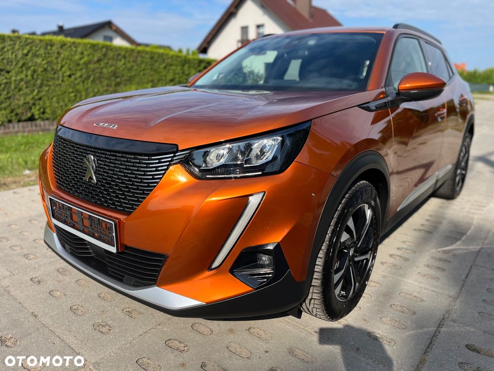 Peugeot 2008 1.5 BlueHDi Allure S&S - 2
