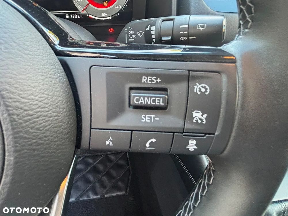 Nissan Qashqai - 23