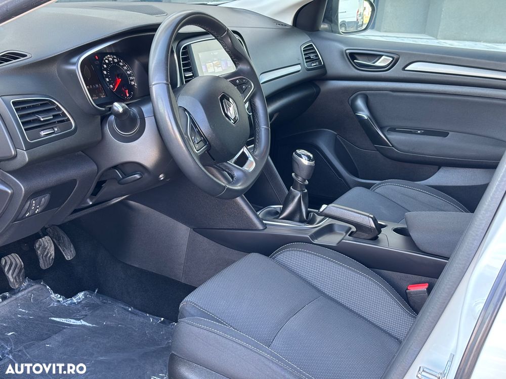 Renault Megane BLUE dCi 115 INTENS - 15