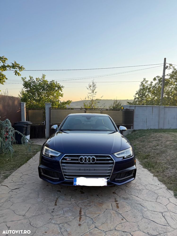 Audi S4 - 2