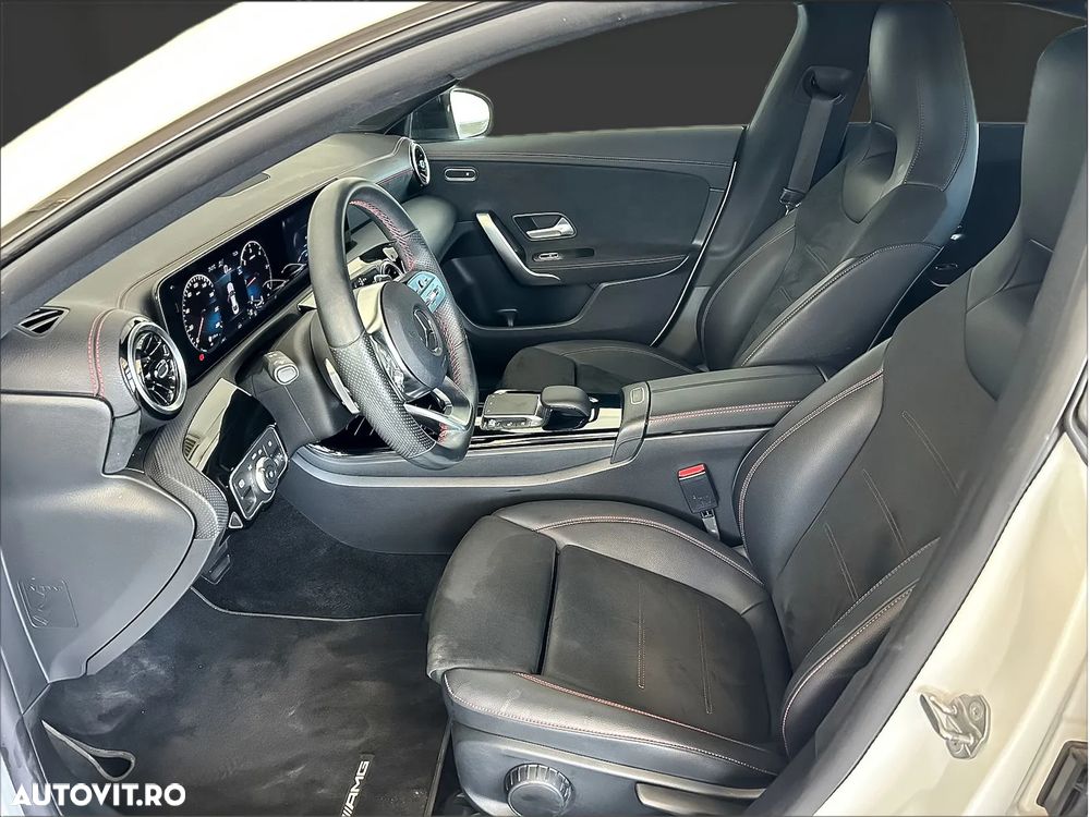 Mercedes-Benz CLA 220 d 8G-DCT AMG Line - 9