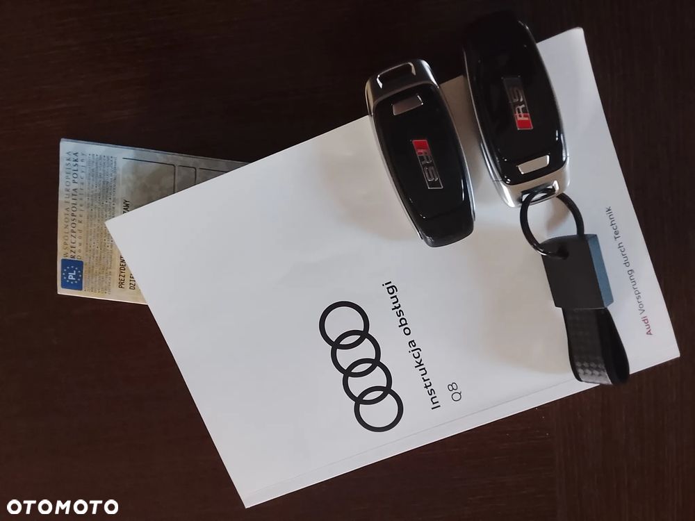 Audi RS Q8 - 40