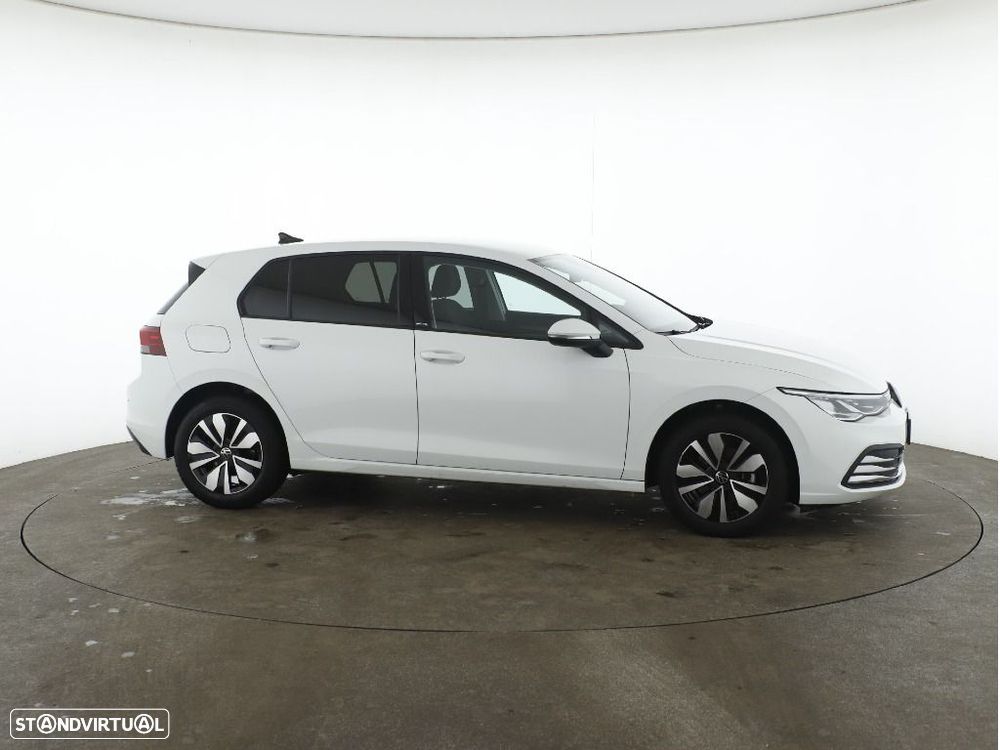 VW Golf 1.0 eTSI Life DSG - 5