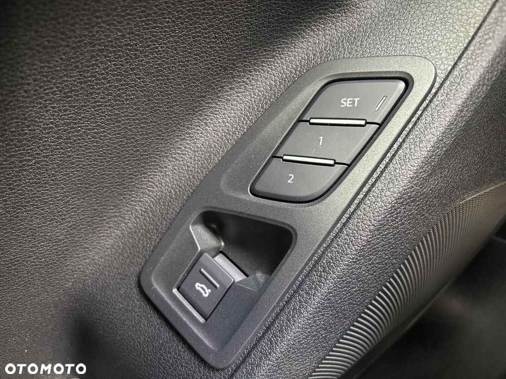 Audi Q3 - 24