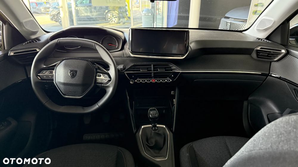 Peugeot 208 1.2 PureTech Style S&S - 12